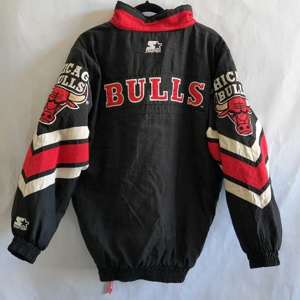 Vintage Starter Chicago Bulls Puffer Jacket - image 2