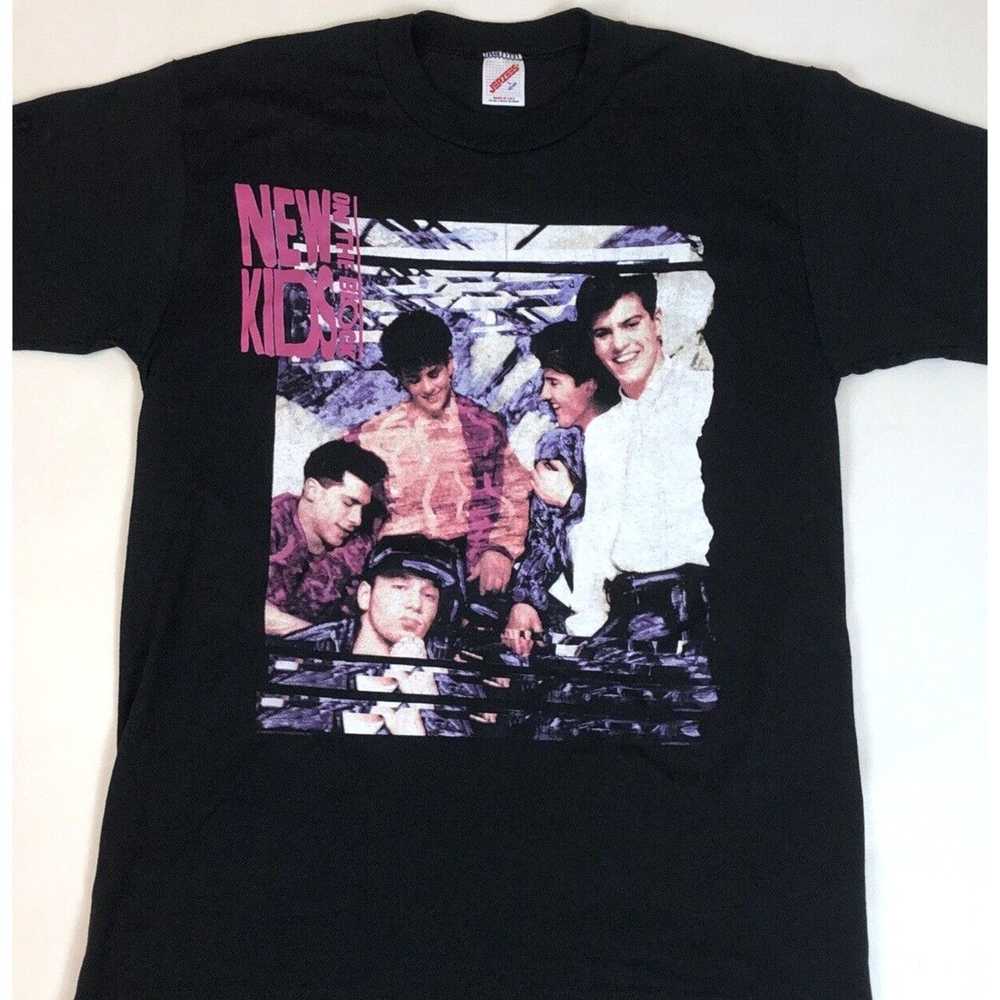 Band Tees × Jerzees × Vintage Vintage New Kids On… - image 3