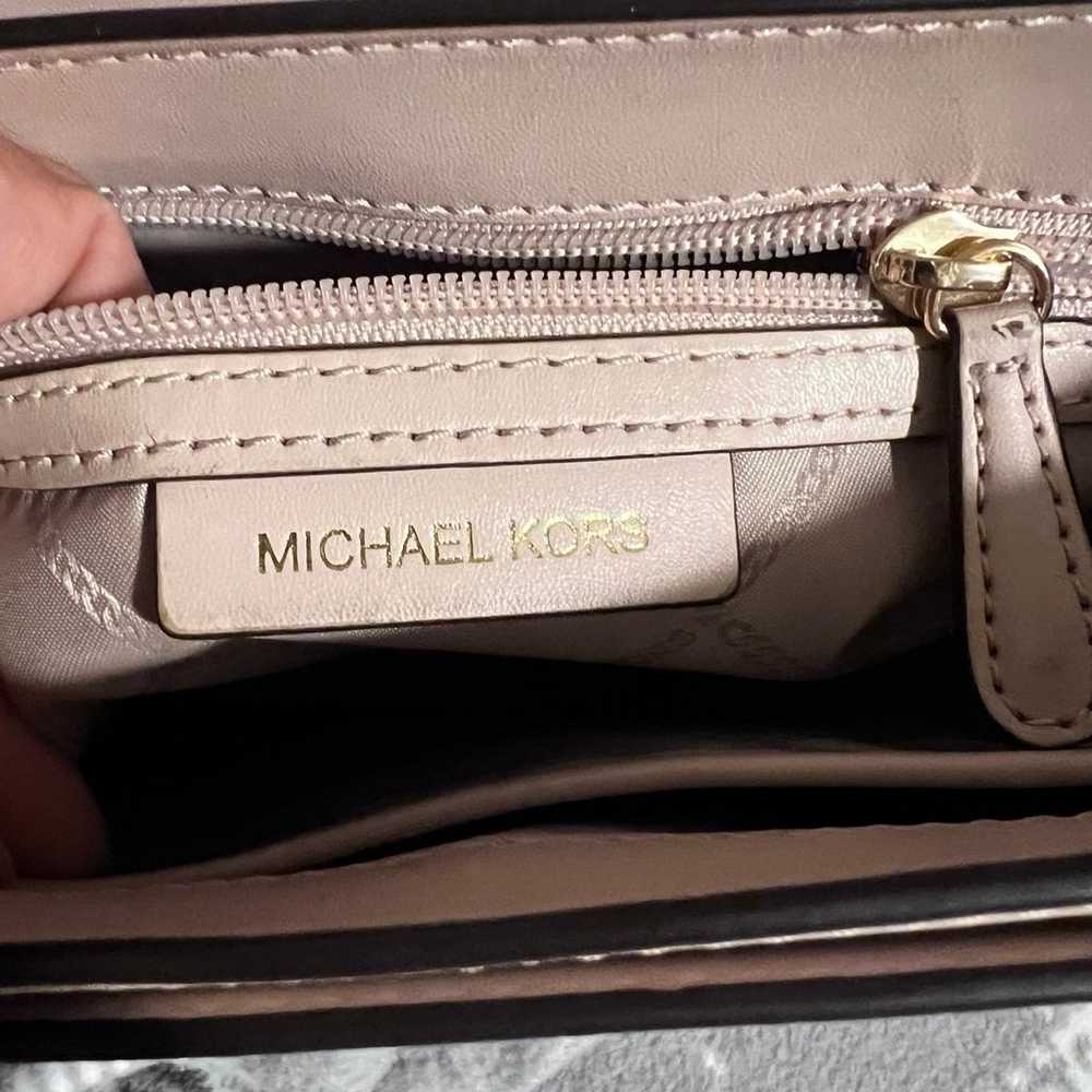 Michael kors satchel bag - image 8