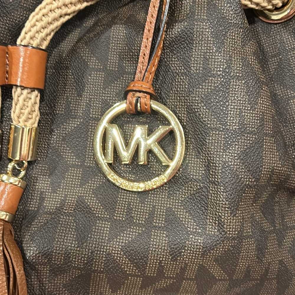 Michael Kors handbag w/rope drawstring & leather … - image 7