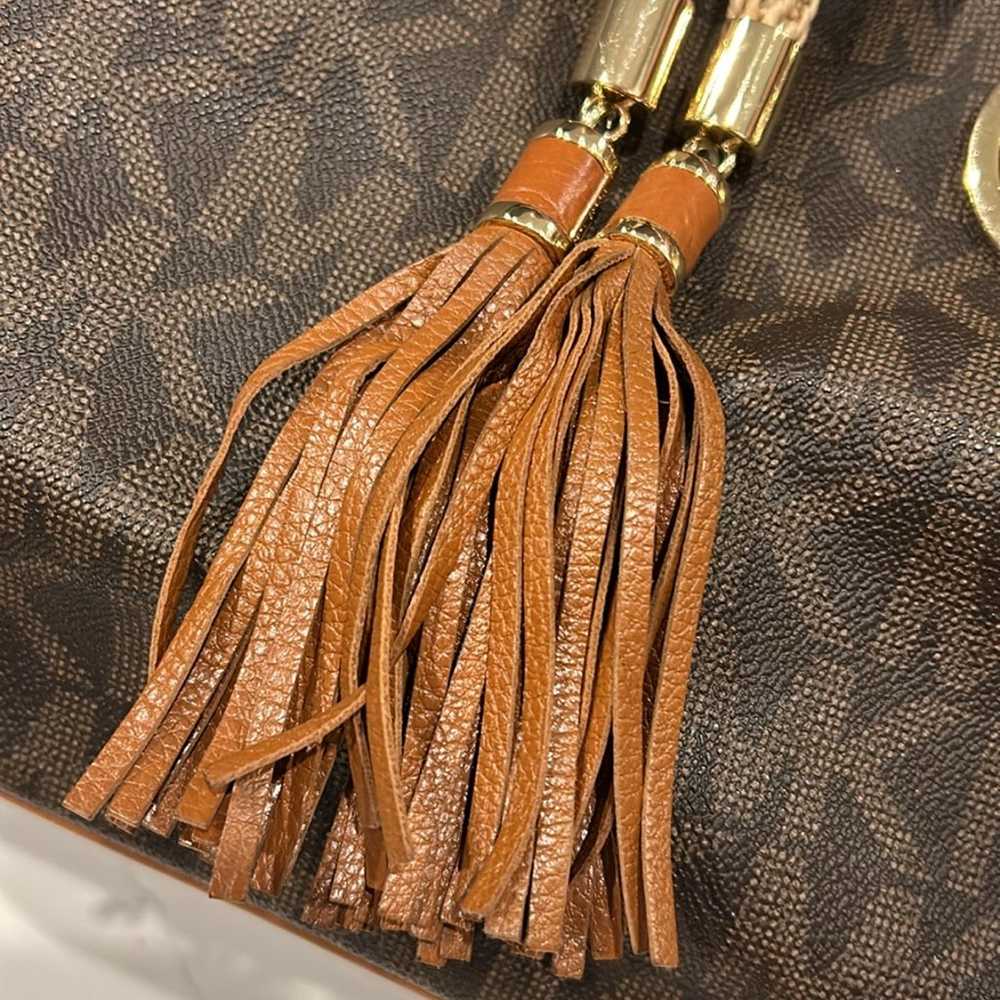 Michael Kors handbag w/rope drawstring & leather … - image 8