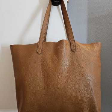 Cuyana leather tote in tan - image 1