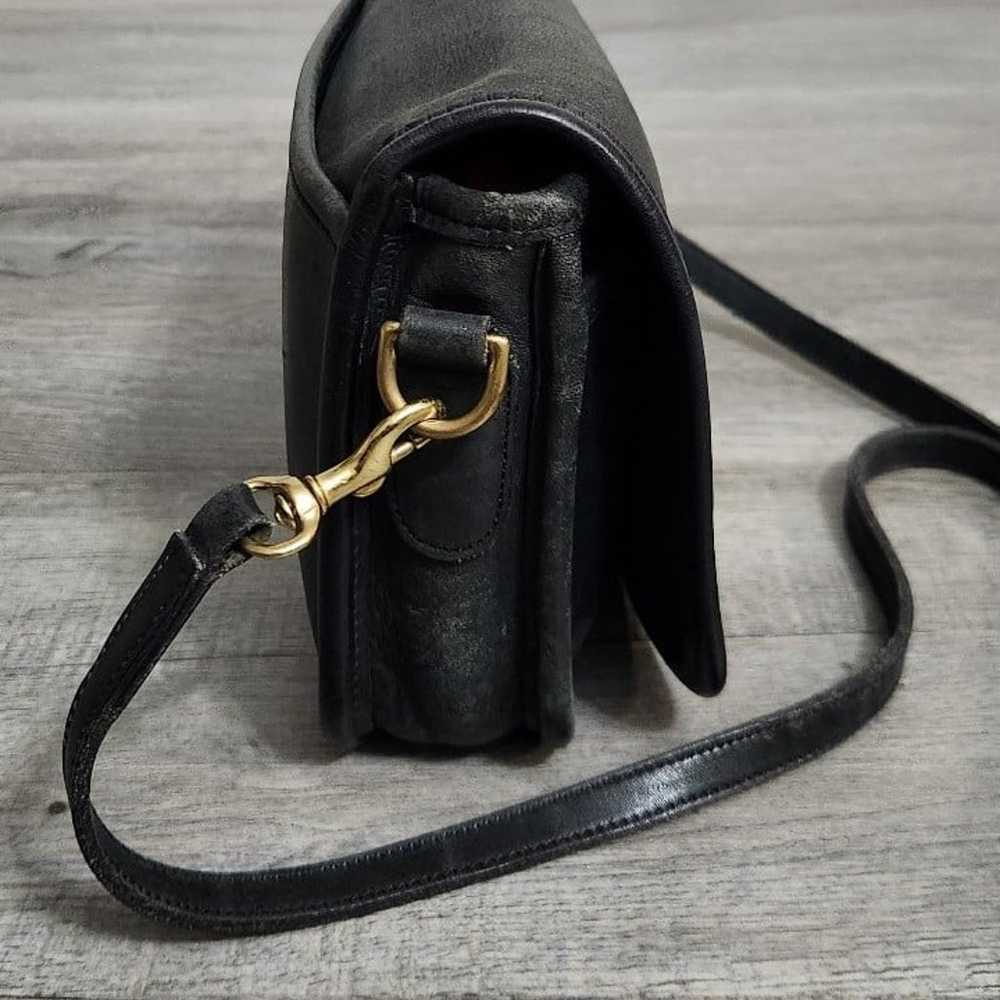 Vintage Coach Leather Crossbody bag - image 3