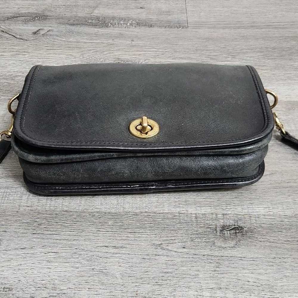 Vintage Coach Leather Crossbody bag - image 7