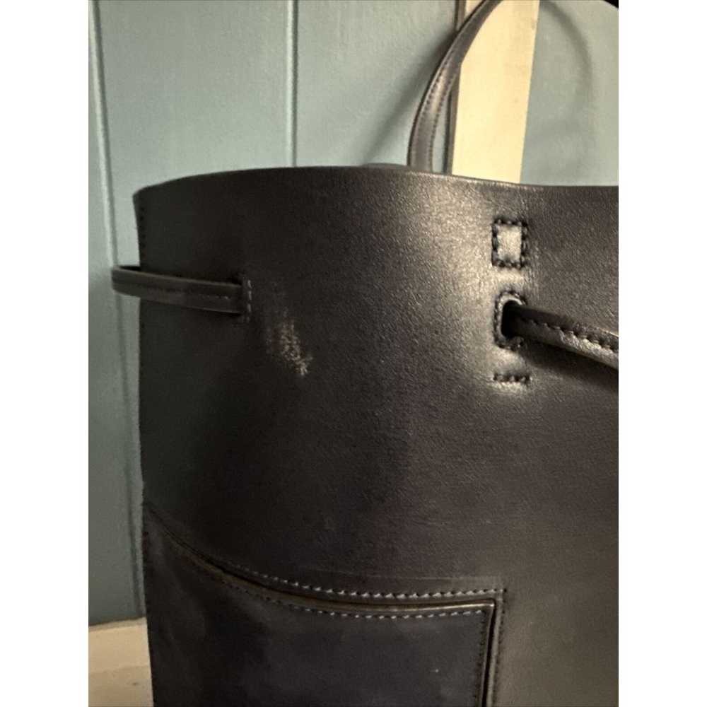 Tory Burch Block T Leather Bucket Medium Tote Bag… - image 4