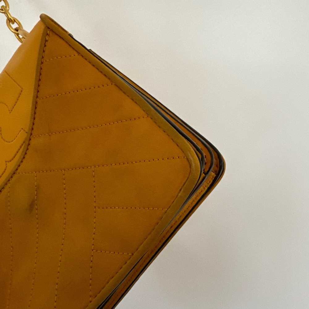 Tory Burch
Alexa Convertible Leather Shoulder Bag - image 5