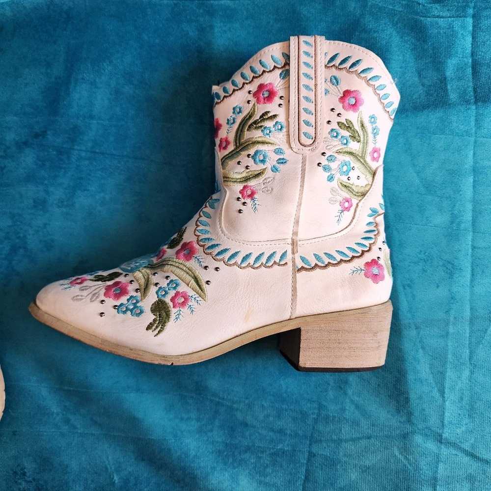 Women's Western Floral cowboy boot - image 4