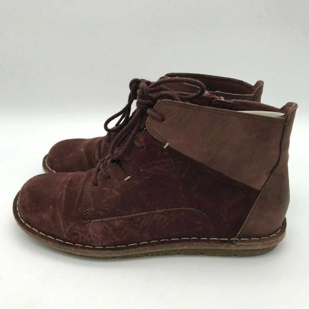 Clarks Collection Tamitha Key Boots 7.5 Suede Lea… - image 1