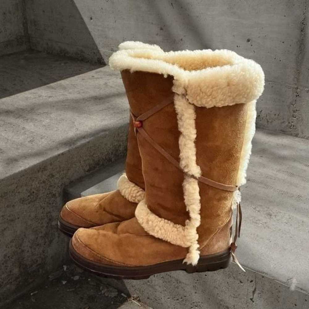 UGGS Ladies Mid-Calf, Shearling Lined Boots / SZ:… - image 3