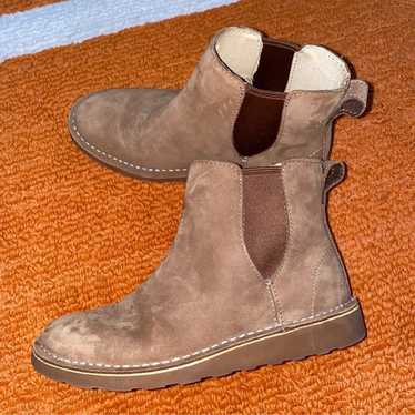 Women’s L.L.Bean Stonington Chelsea Boots