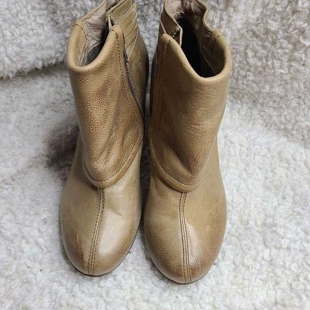 OTBT Ballard WA Tan Leather Ankle Boots sz 10 - image 3