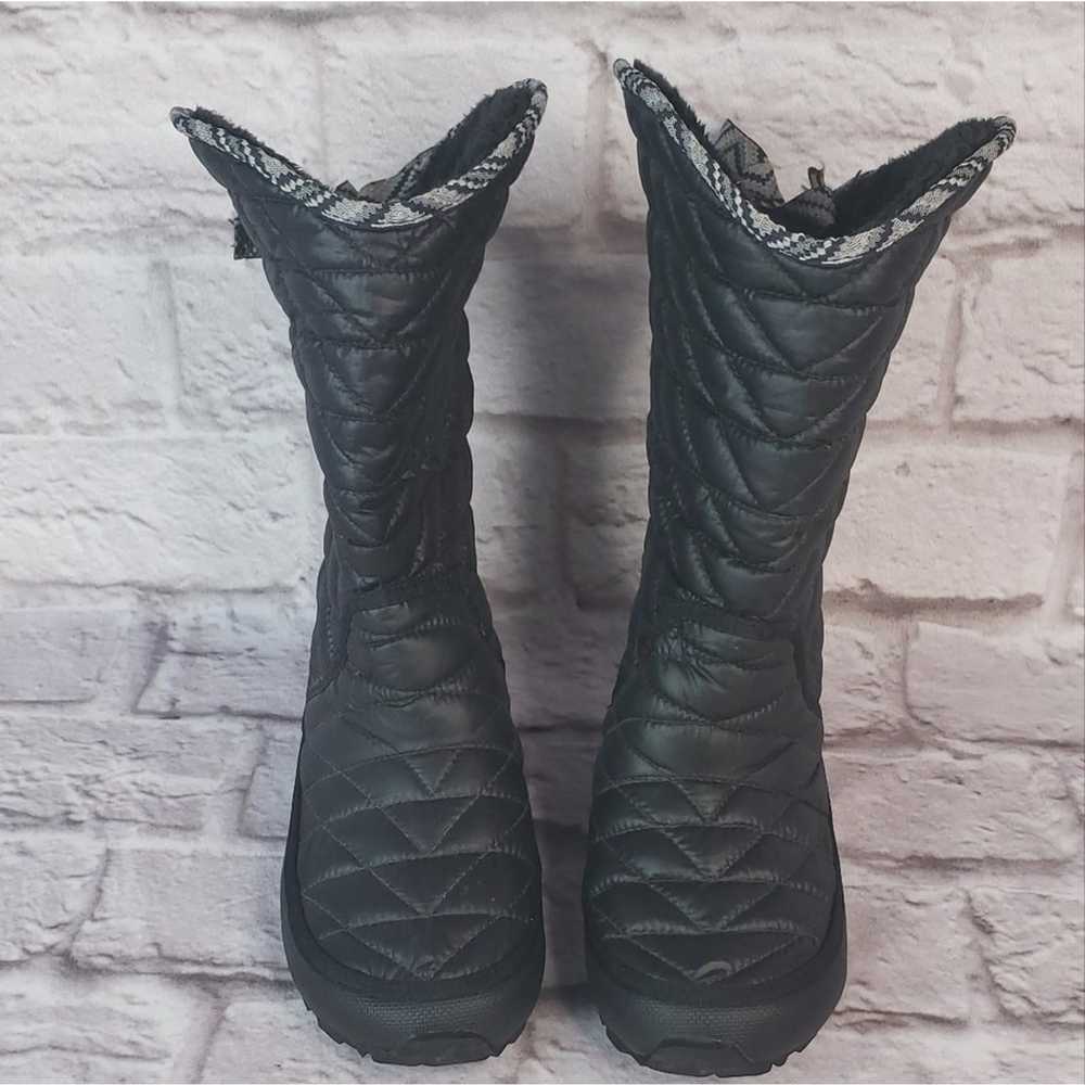 The North Face black puffer boots black size 7 wo… - image 8