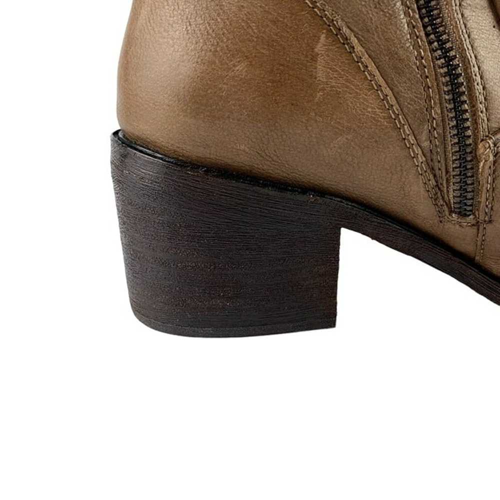 Donald J Pliner Envy Taupe Leather Block Heel Tal… - image 10