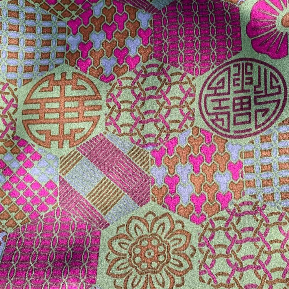 Shanghai Tang Silk scarf & pocket square - image 3