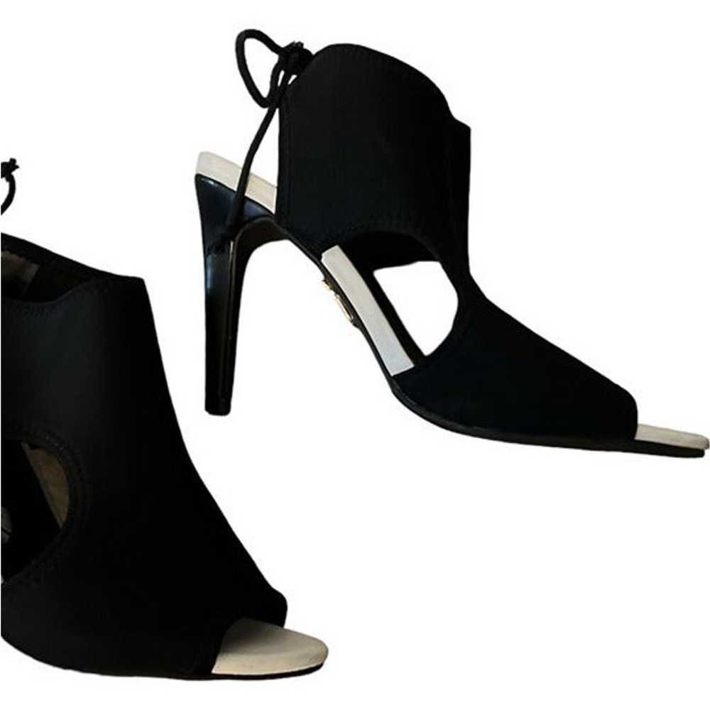 Juicy Couture Black/WHITE  Tie Back Heels SZ 6.5 - image 3