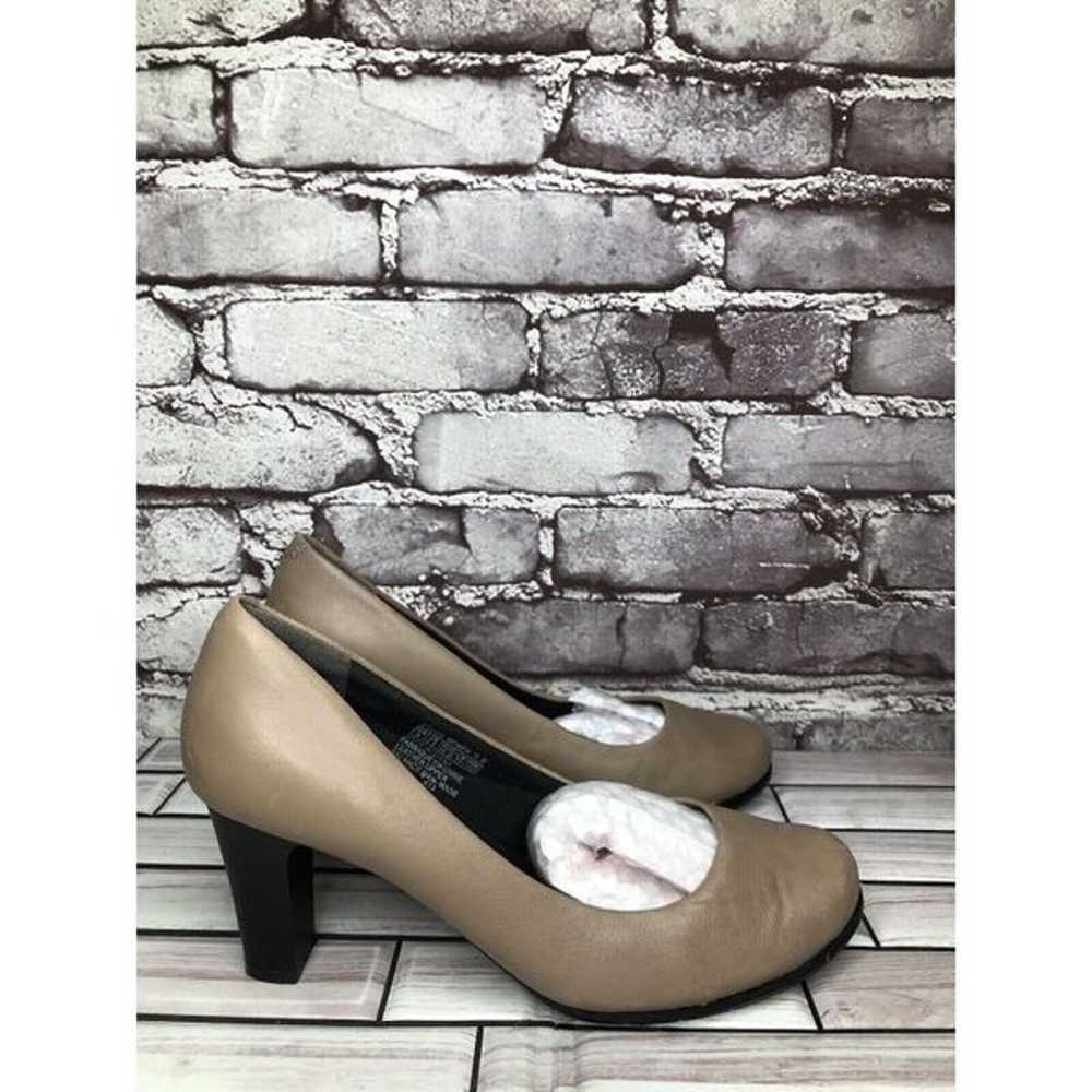 Rockport Trutech Taupe Leather Round Toe Pumps He… - image 6
