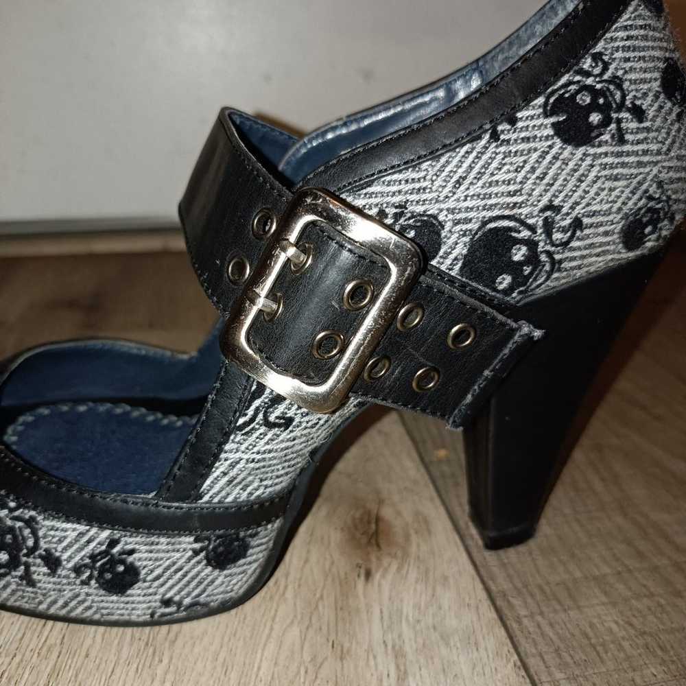 heels size 7 Bongo - image 3
