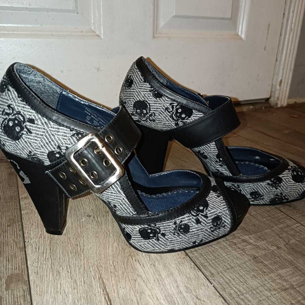 heels size 7 Bongo - image 4