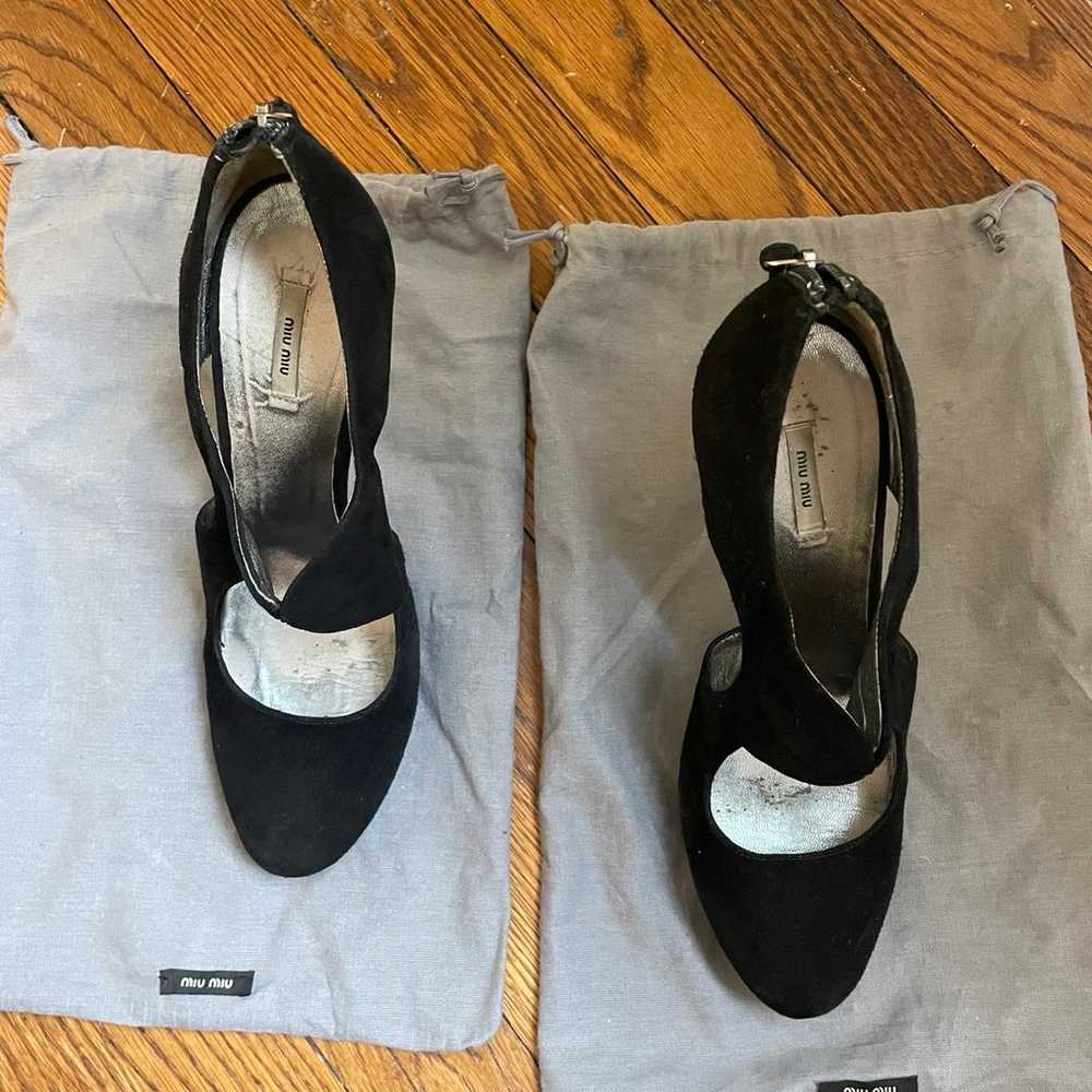 MIU MIU shoes - black suede round toe pumps - image 2