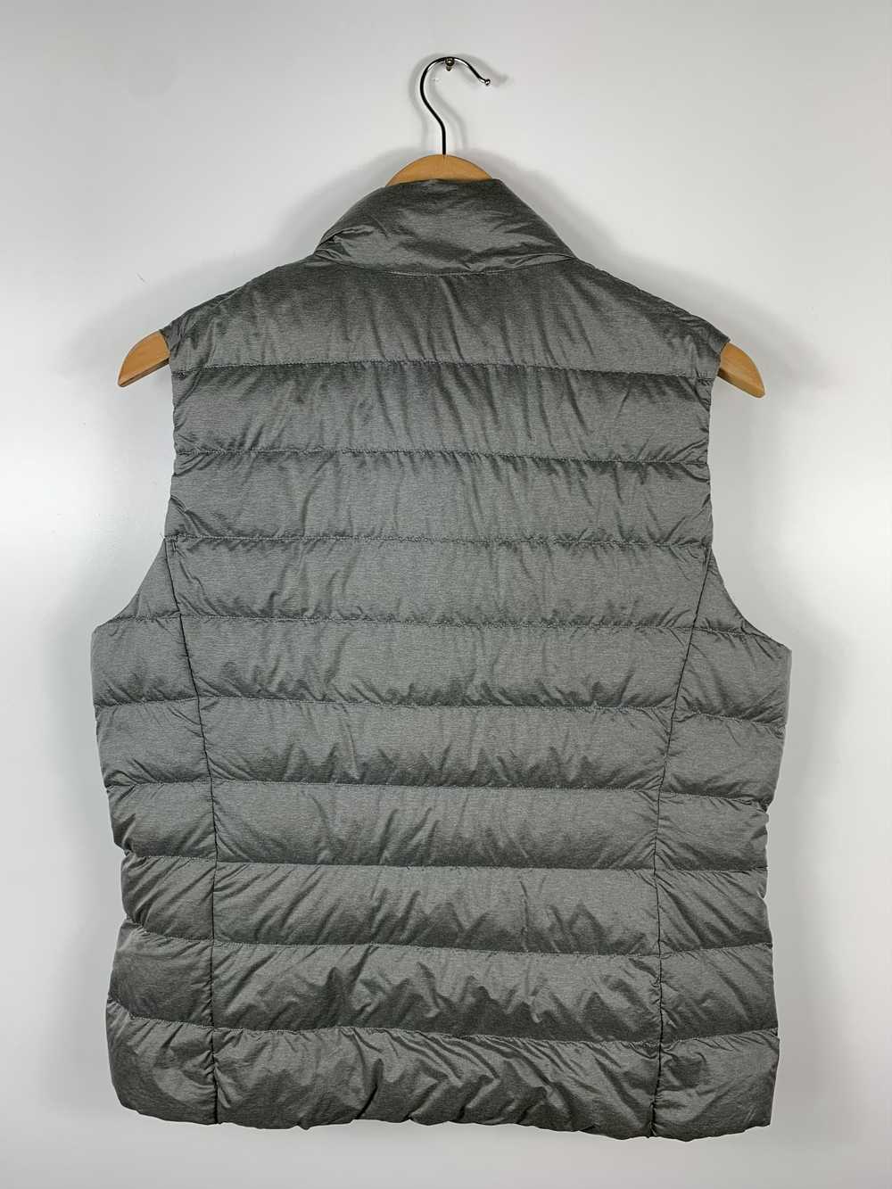 Uniqlo Mens Uniqlo Ultra Light Down Vest Jacket G… - image 8