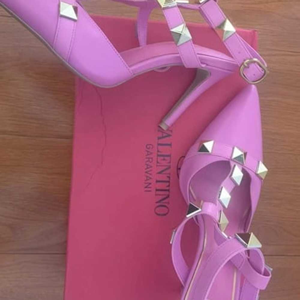 Valentino fan heels - image 4