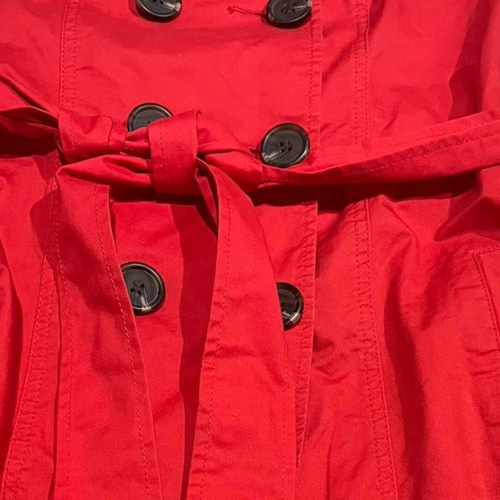Cabi Size 8 Red Convertible Trench Coat Vest Dres… - image 5
