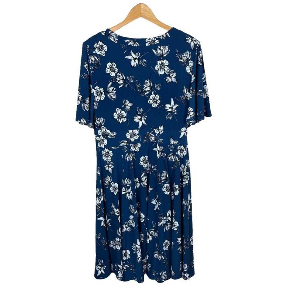 Torrid Blue V Neck Floral Short Sleeve Mini Dress… - image 4
