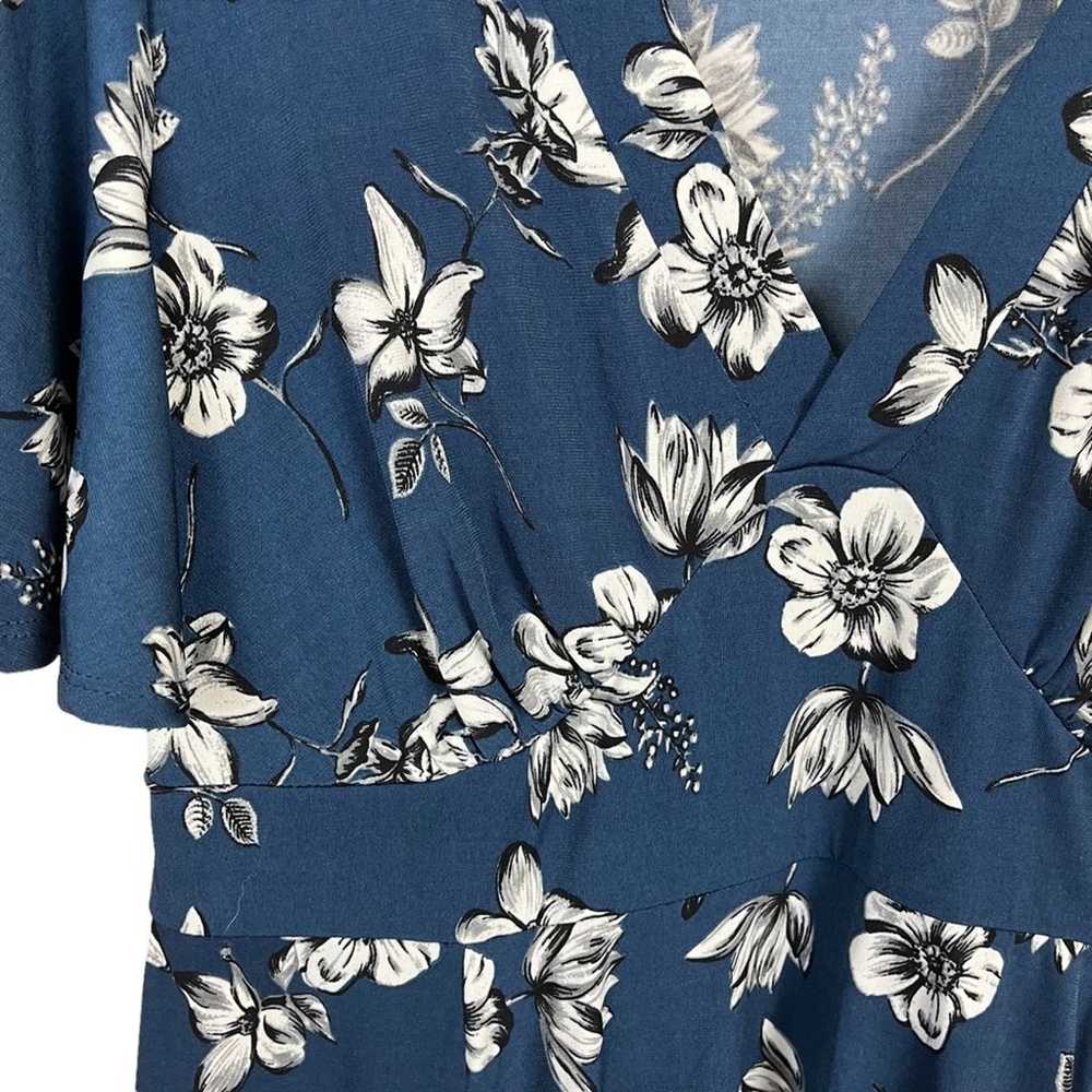 Torrid Blue V Neck Floral Short Sleeve Mini Dress… - image 5