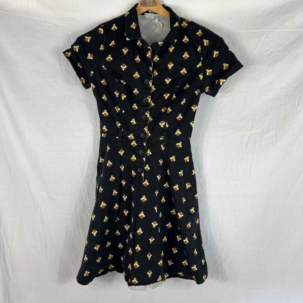 Eva Rose Women XS Dress Retro Bee Print Fit Flare… - image 1