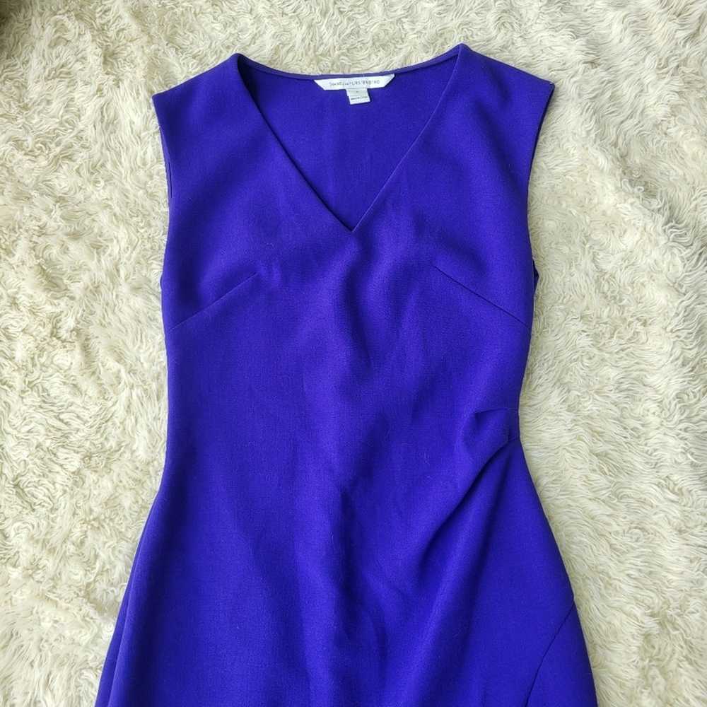 Diane Von Furstenberg Megan V Neck Sheath Dress R… - image 4