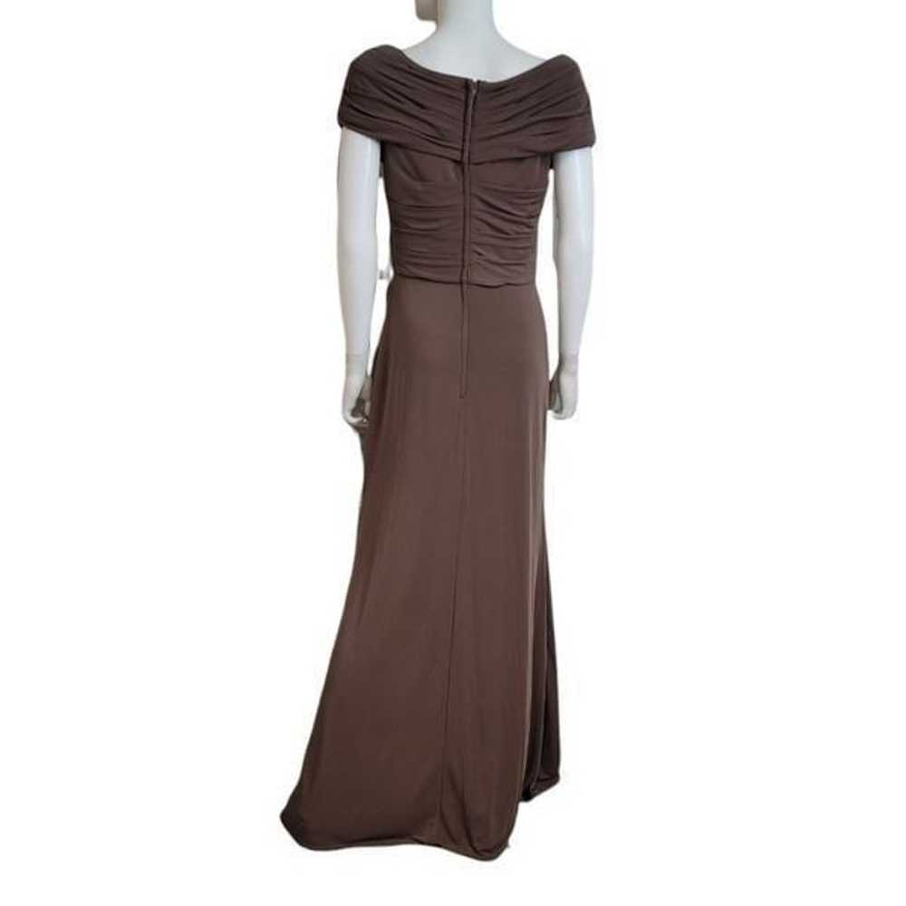 NWOT La Femme Short-sleeve Ruched Jersey Gown Dre… - image 6