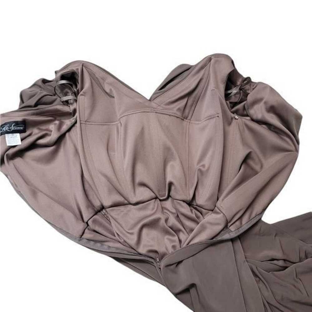 NWOT La Femme Short-sleeve Ruched Jersey Gown Dre… - image 8