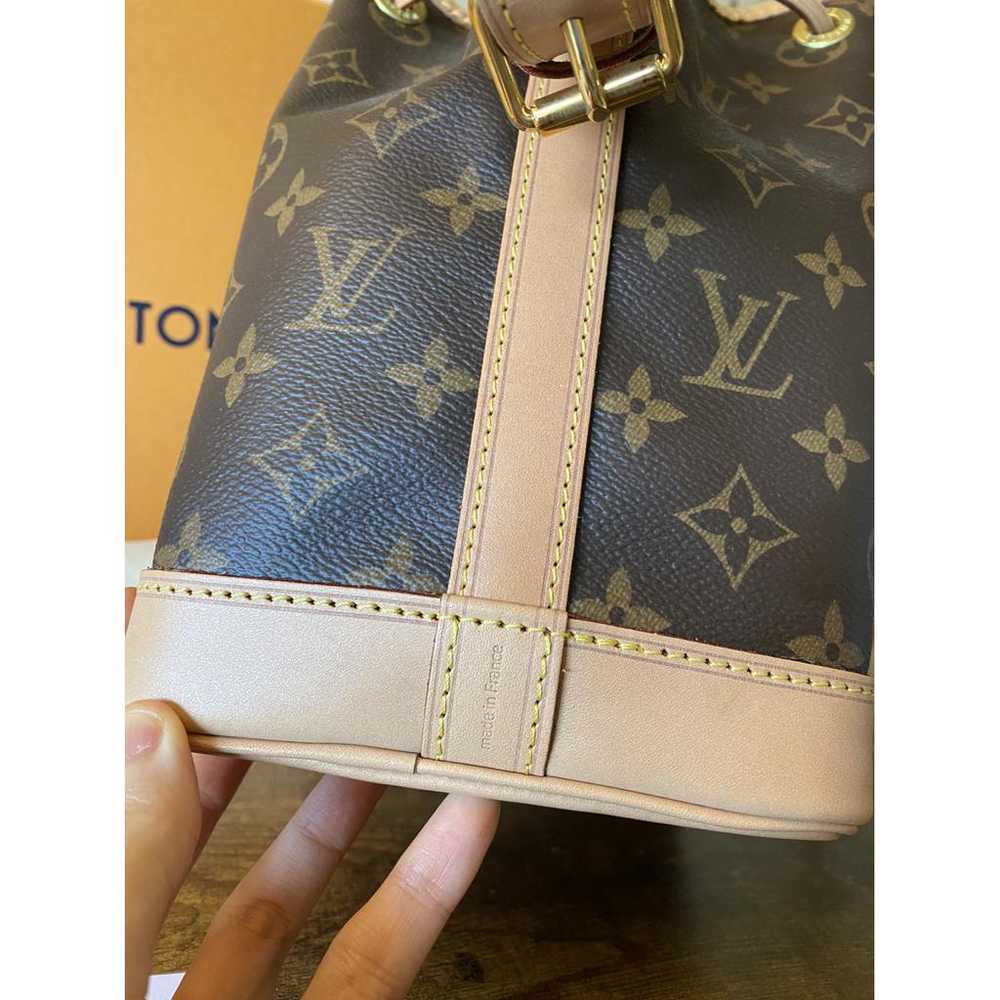 Louis Vuitton Noé leather crossbody bag - image 3