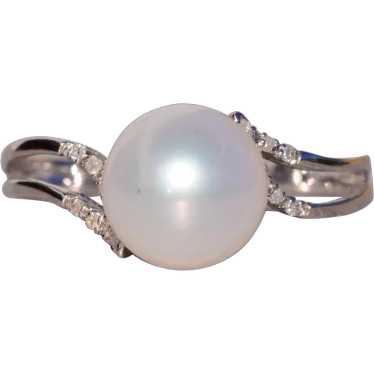 Pearl and Natural Diamond Ring in White Gold