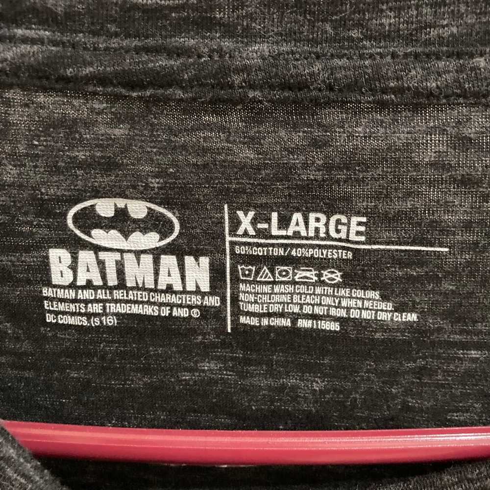 DC comics Batman logo black T-shirt size extra la… - image 7