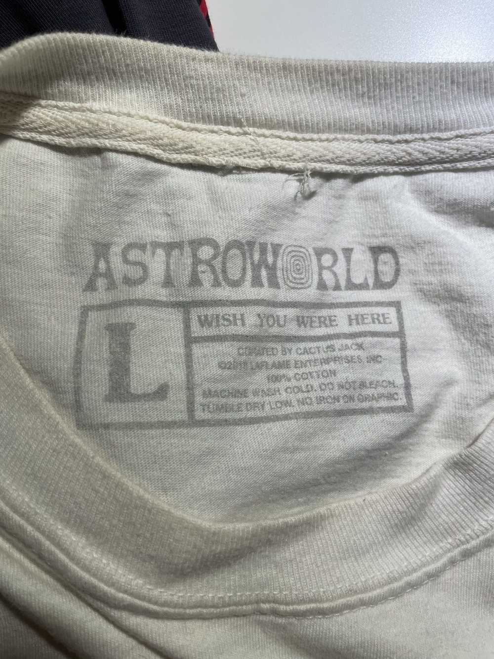 Travis Scott travis scott astroworld merch tee - image 4