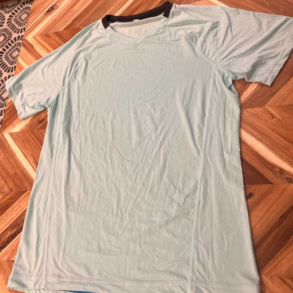 Lululemon Men’s Shirt Size Large - image 1