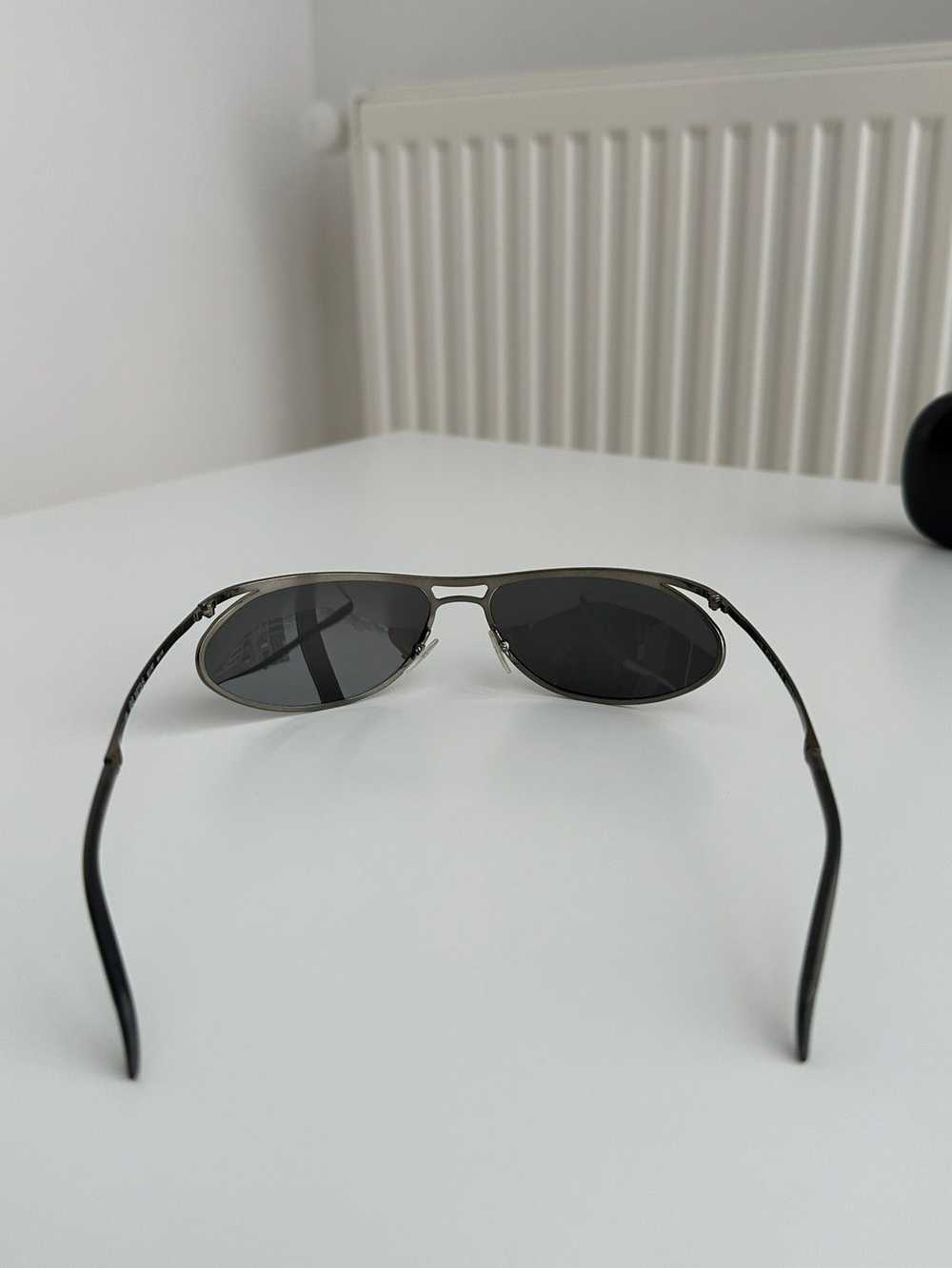 Gucci × Vintage Gucci Shield Oval Black Sunglasse… - image 5