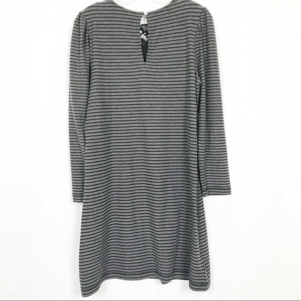 Loft Ann Taylor Loft Black/Gray Striped Lace Dres… - image 3