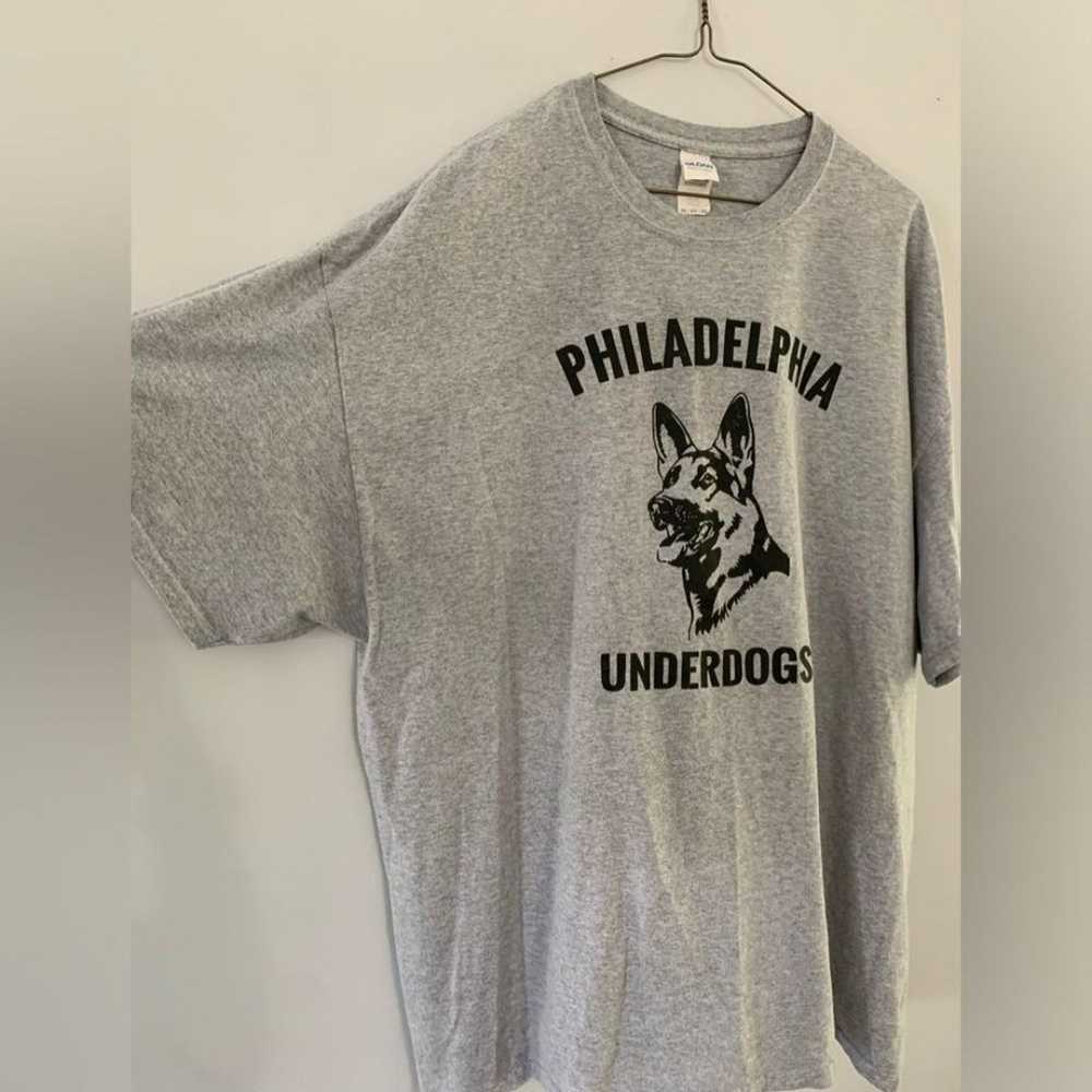 Gildan Philadelphia Under Dogs Eagles Graphic T-s… - image 3
