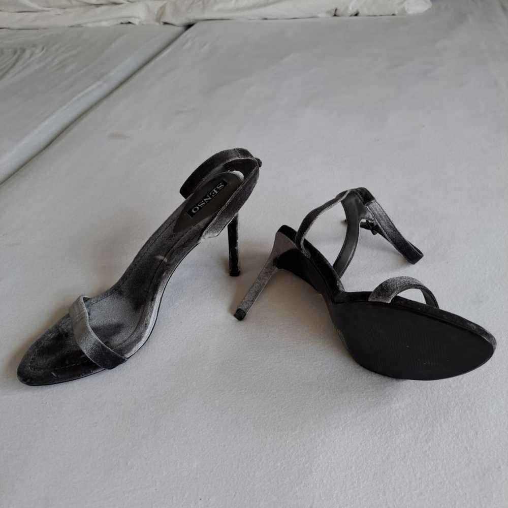 Senso Velvet heels - image 3