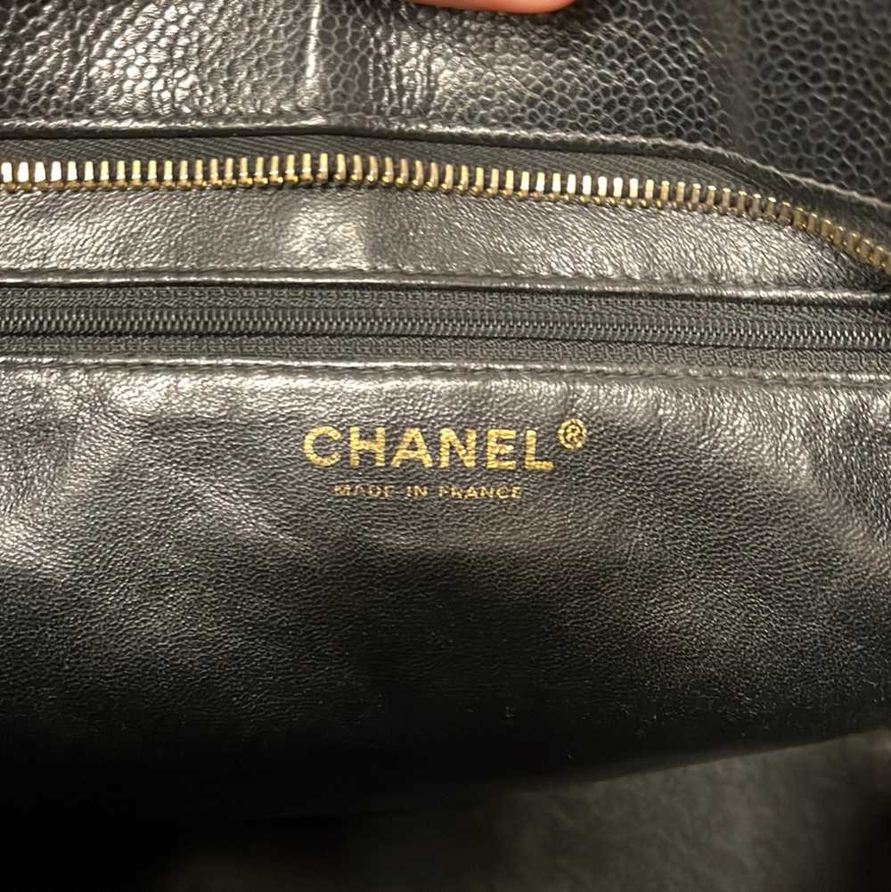 CHANEL/Hand Bag/Leather/BLK/Caviar Medallion Tote - image 3
