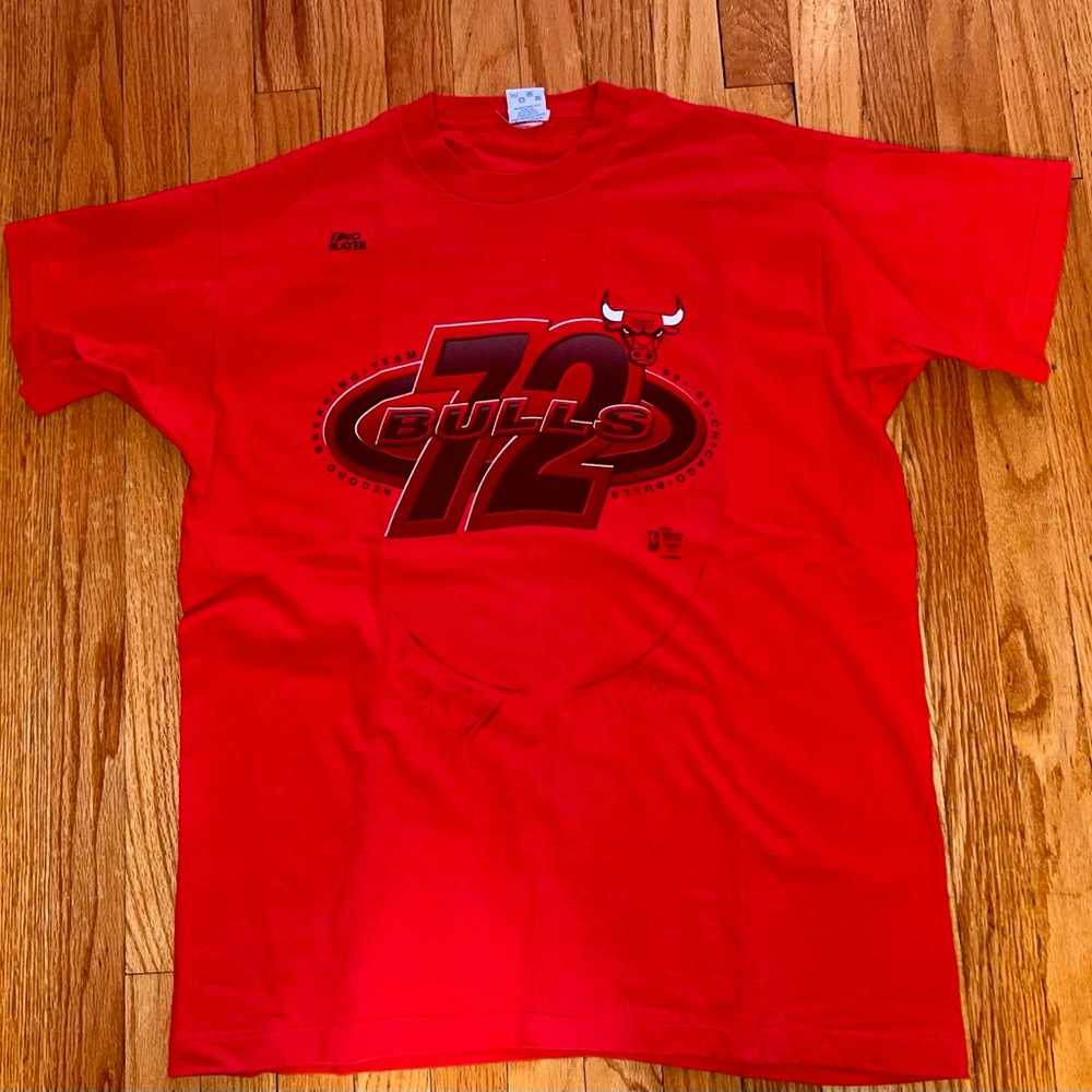 90s Chicago Bulls T-shirt  MJ - image 1