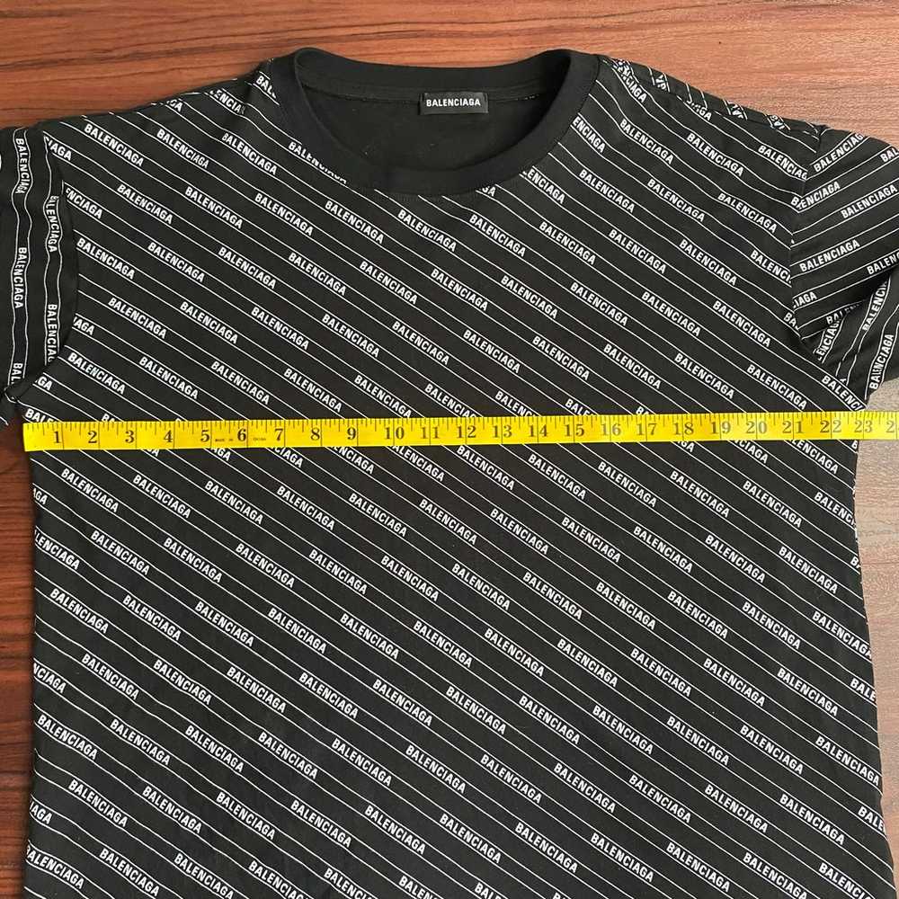 Balenciaga Logo All Over Print T Shirt Mens Size … - image 6