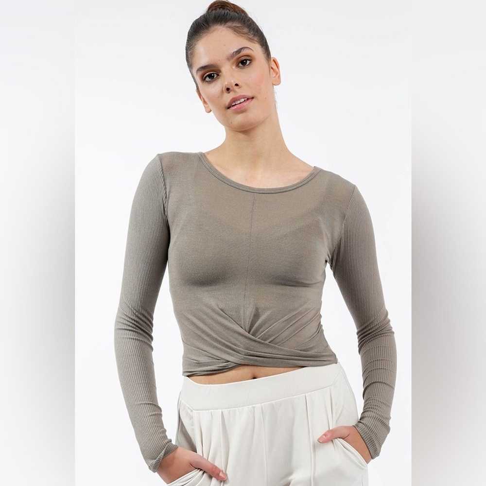 Alo Cover Long Sleeve Top in Olive Branch M - image 2