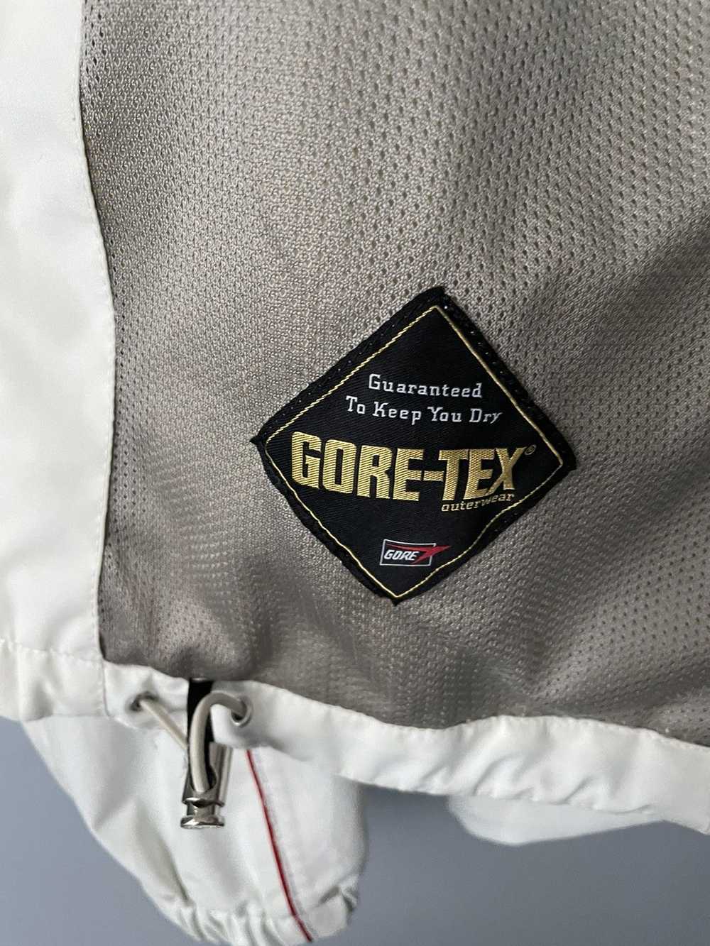 Prada Convertible Gore-Tex Jacket - image 12