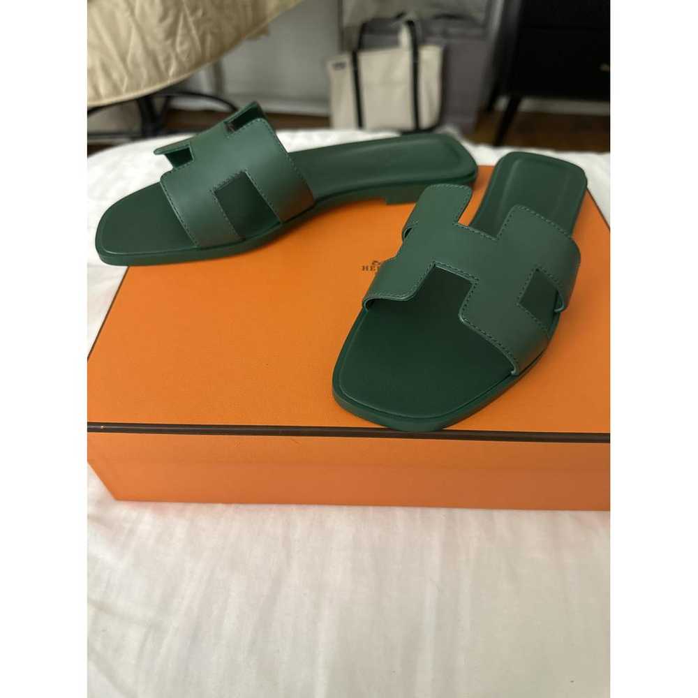 Hermès Oran pony-style calfskin sandal - image 2