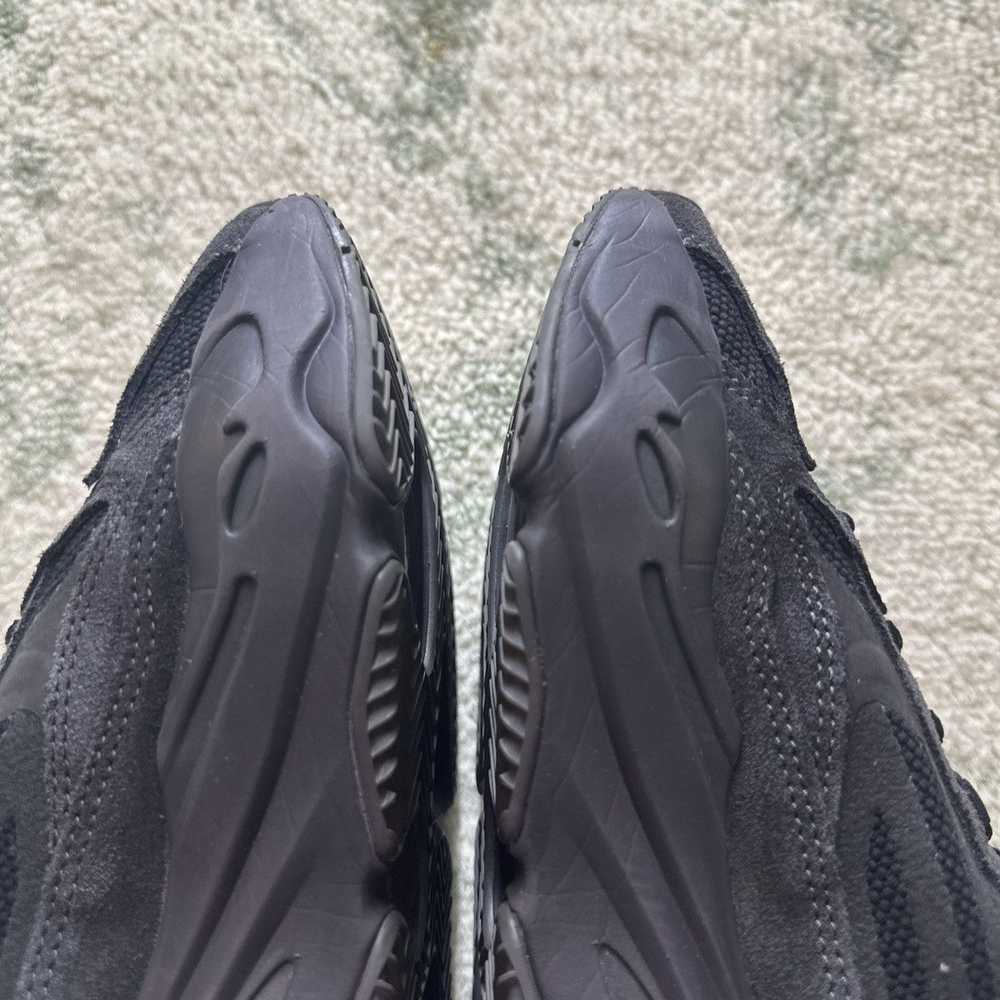 Adidas adidas Yeezy Boost 700 V2 Vanta - image 10