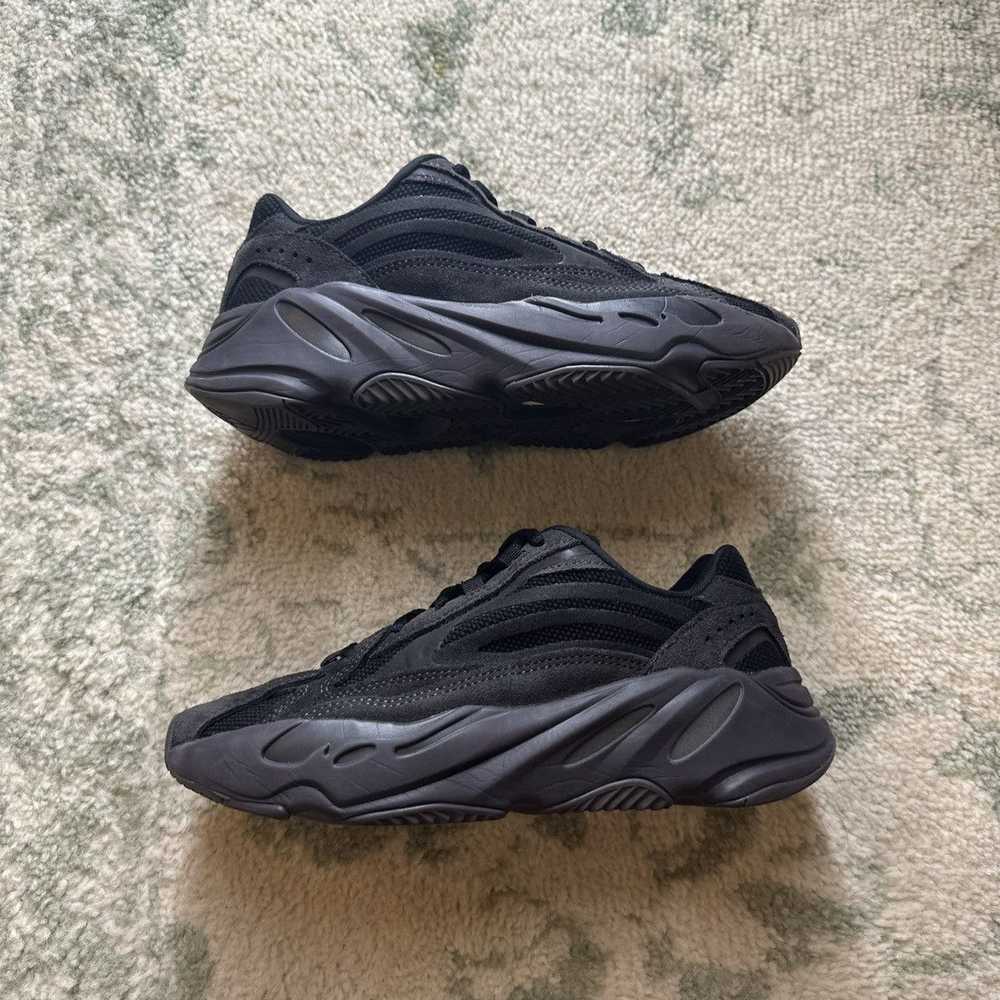 Adidas adidas Yeezy Boost 700 V2 Vanta - image 2