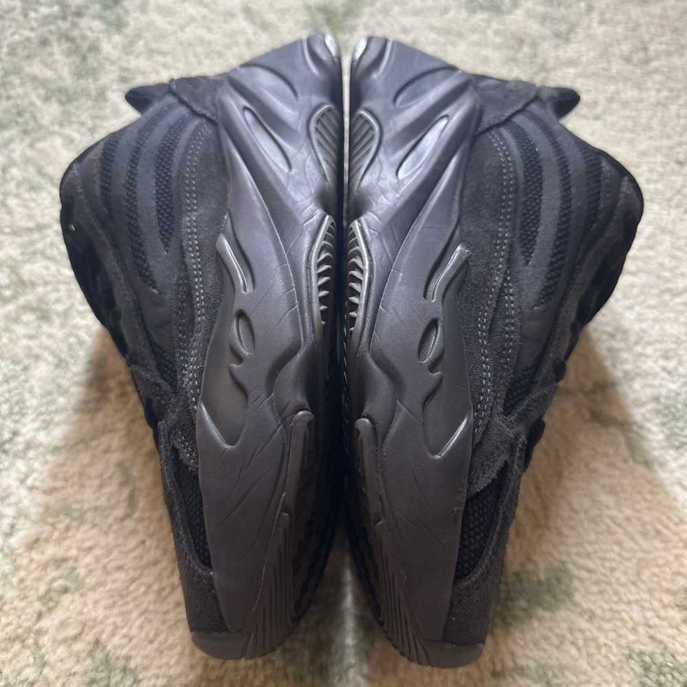 Adidas adidas Yeezy Boost 700 V2 Vanta - image 9